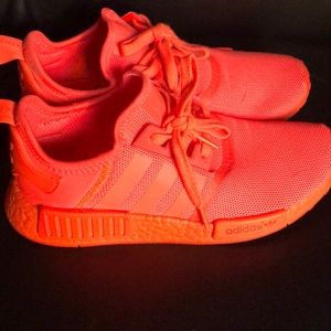 Solar red NMD